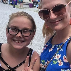 Meet your Posher, Brandy